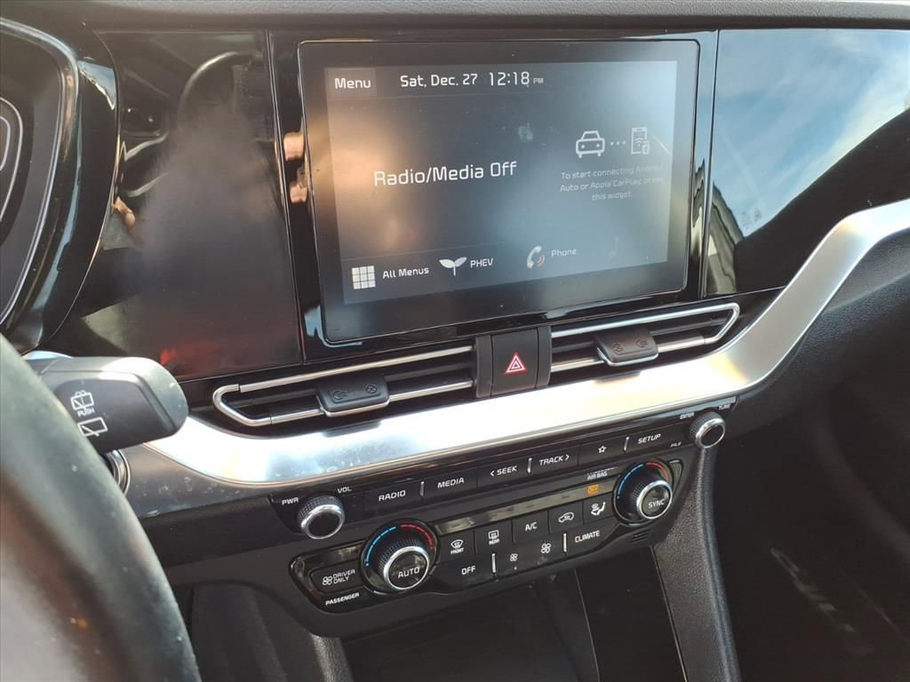 Used 2022 Kia Niro EX image 21