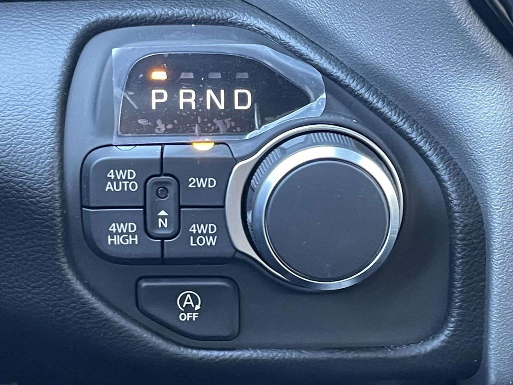 New 2026 RAM 1500 4x4 Crew Cab image 35