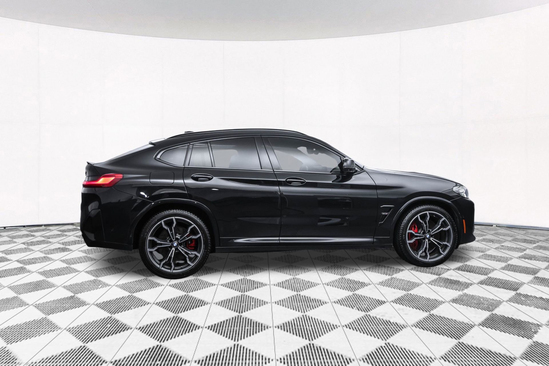 Used 2022 BMW X4 M w/ Competition Package image 46