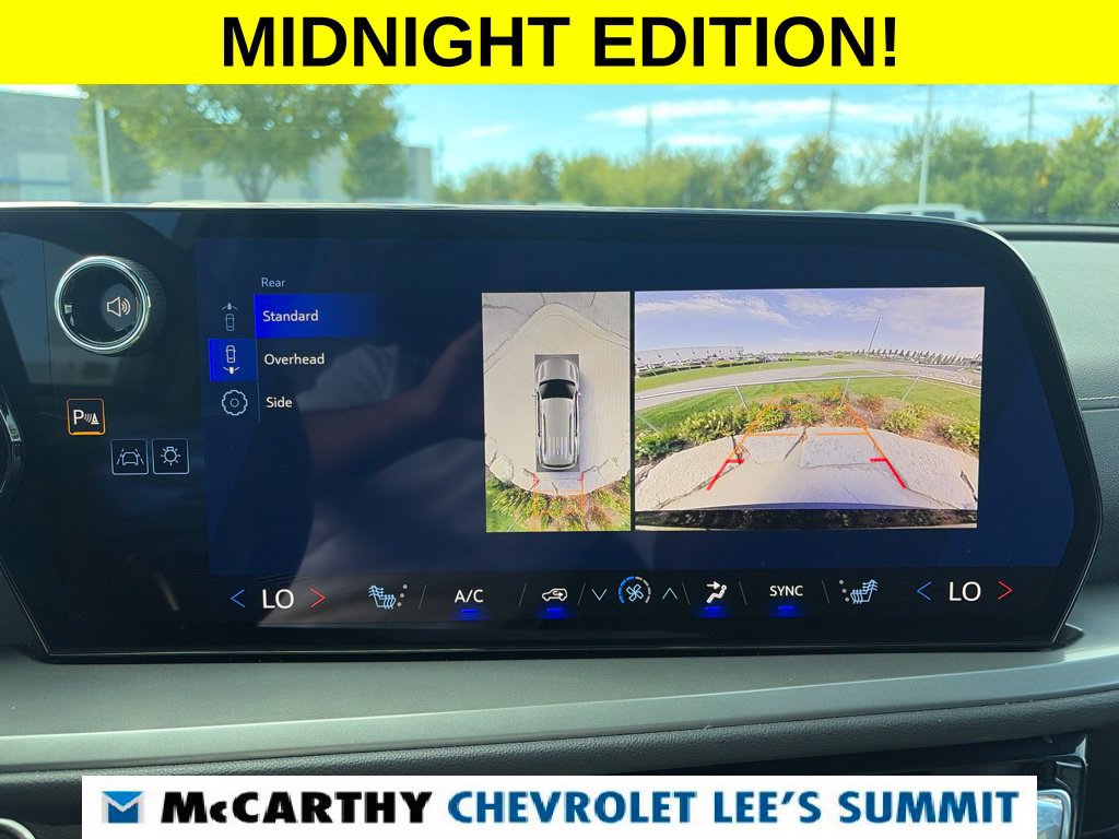 Used 2024 Chevrolet Traverse LT FWD image 9