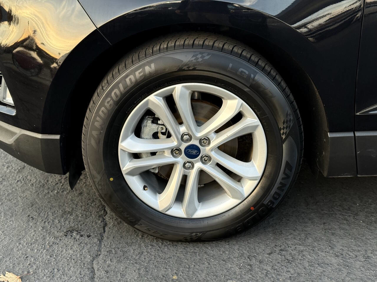 Used 2019 Ford Edge SEL FWD image 5