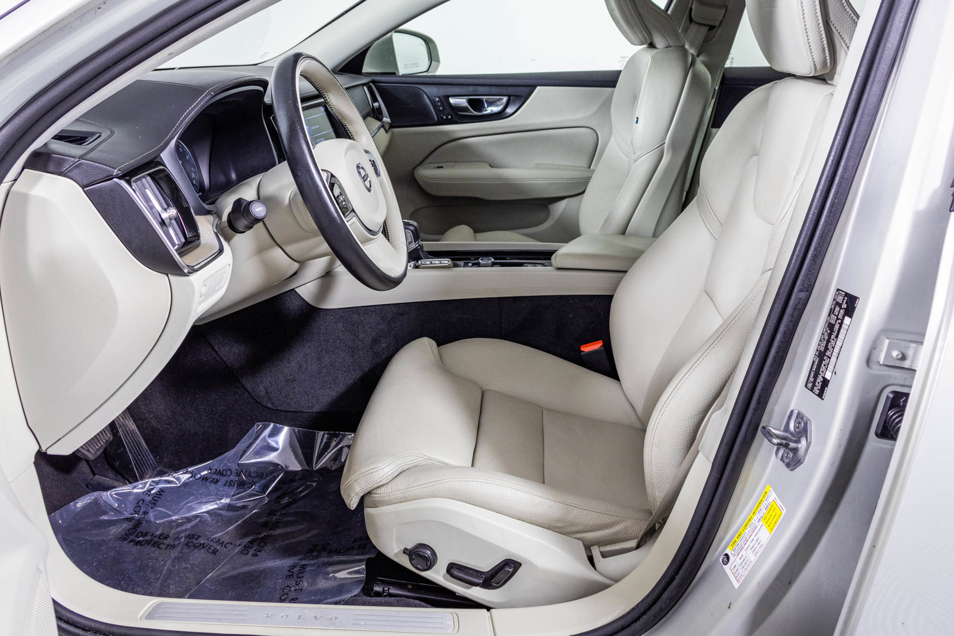 Used 2019 Volvo S60 T5 Inscription FWD image 26