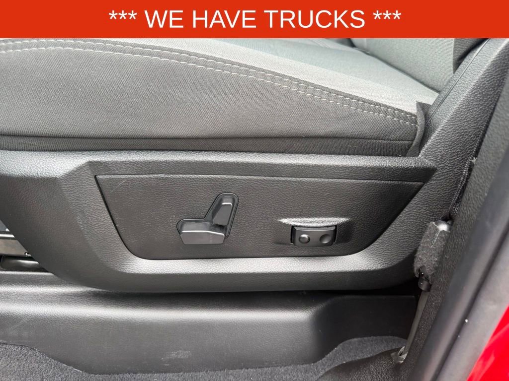 Used 2024 RAM 2500 Big Horn w/ Bed Utility Group image 16