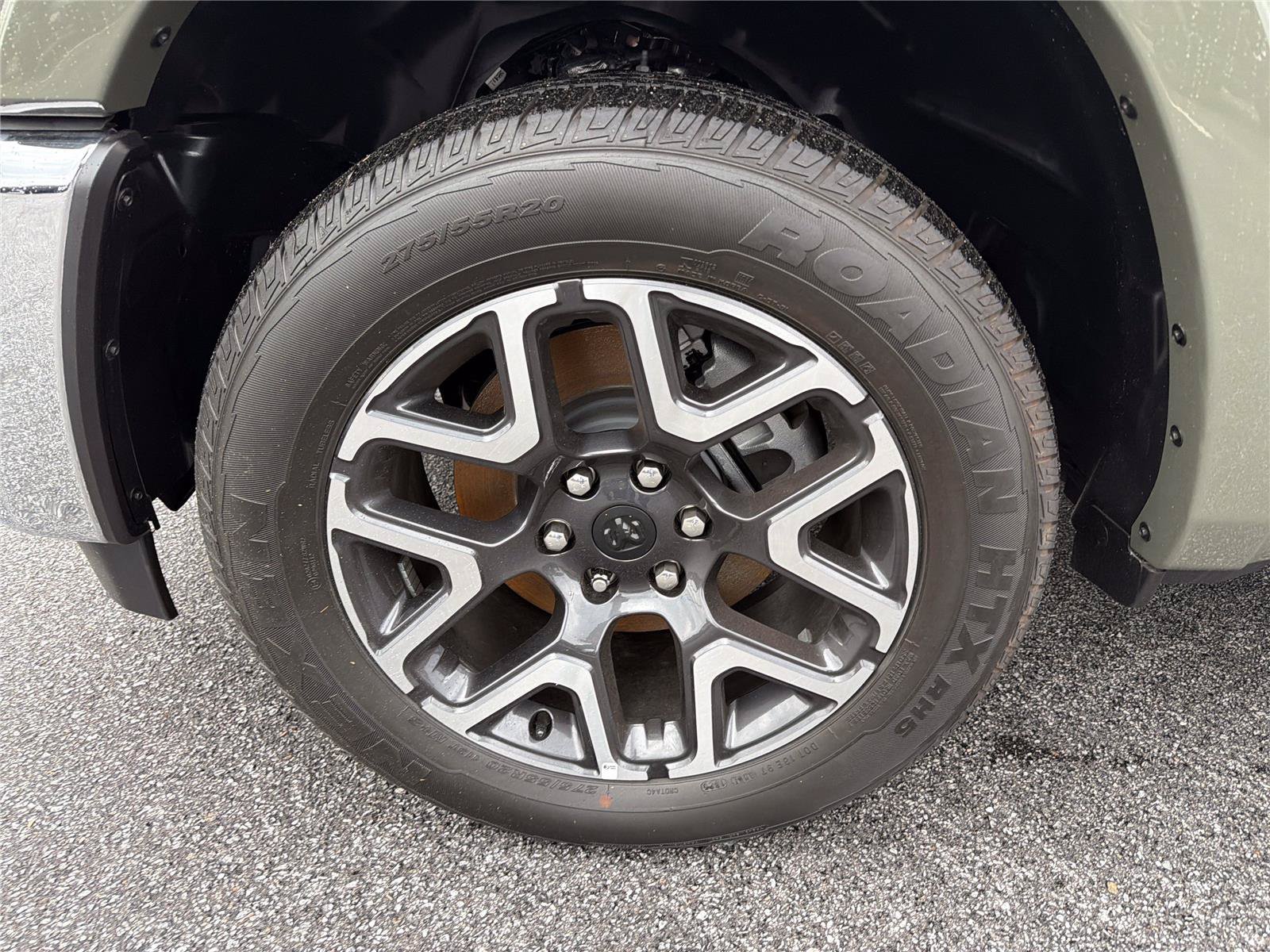 Used 2026 RAM 1500 Laramie AWD/4WD image 9