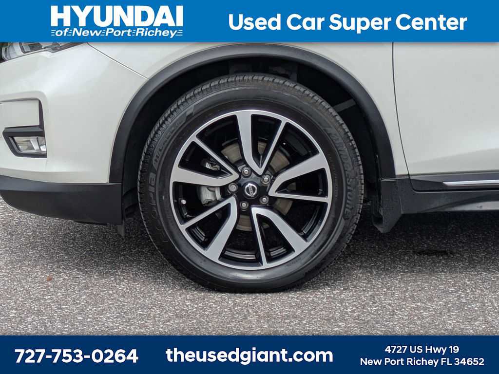 Used 2019 Nissan Rogue SL w/ Premium Package FWD image 10