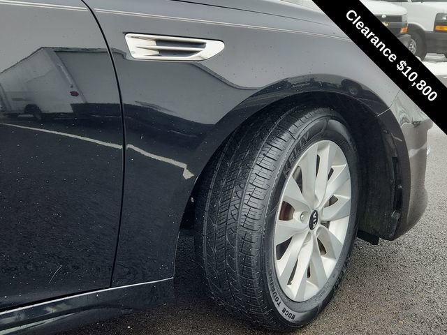 Used 2018 Kia Optima EX image 16