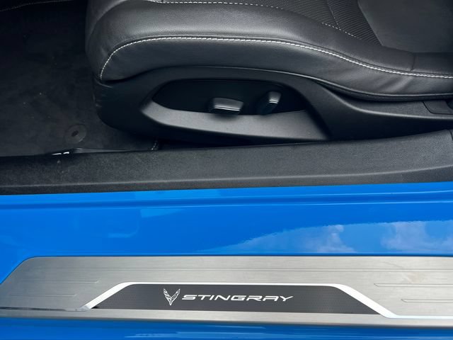 Used 2023 Chevrolet Corvette Stingray Coupe RWD image 8