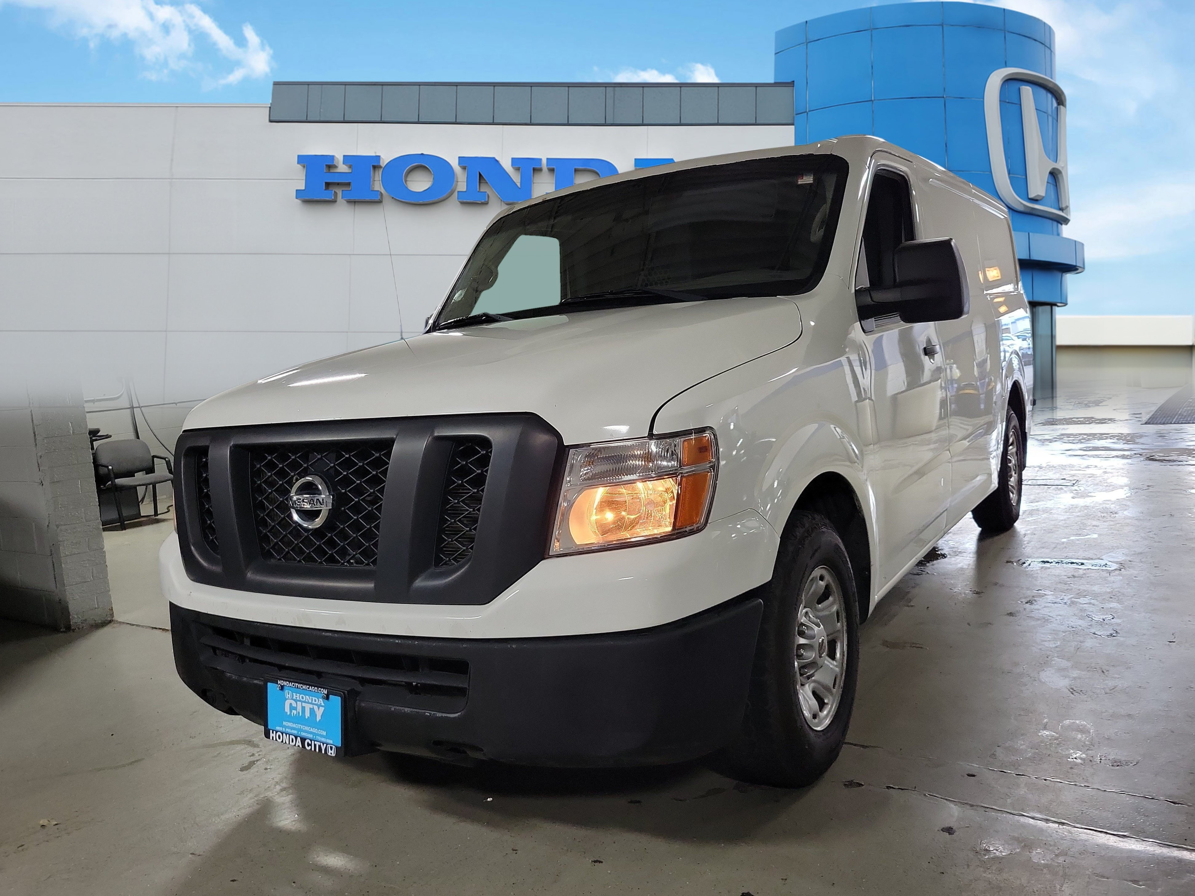 Used 2017 Nissan NV 1500 SV w/ Technology Package RWD image 2