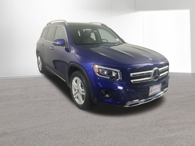 Used 2021 Mercedes-Benz GLB 250 4MATIC image 3