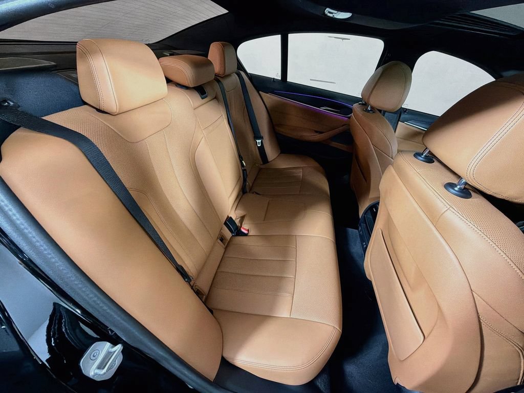 Used 2023 BMW 530i xDrive w/ Premium Package AWD/4WD image 28