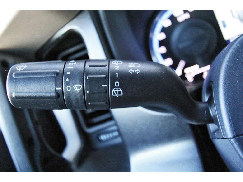 Used 2023 Ford Bronco Wildtrak image 17