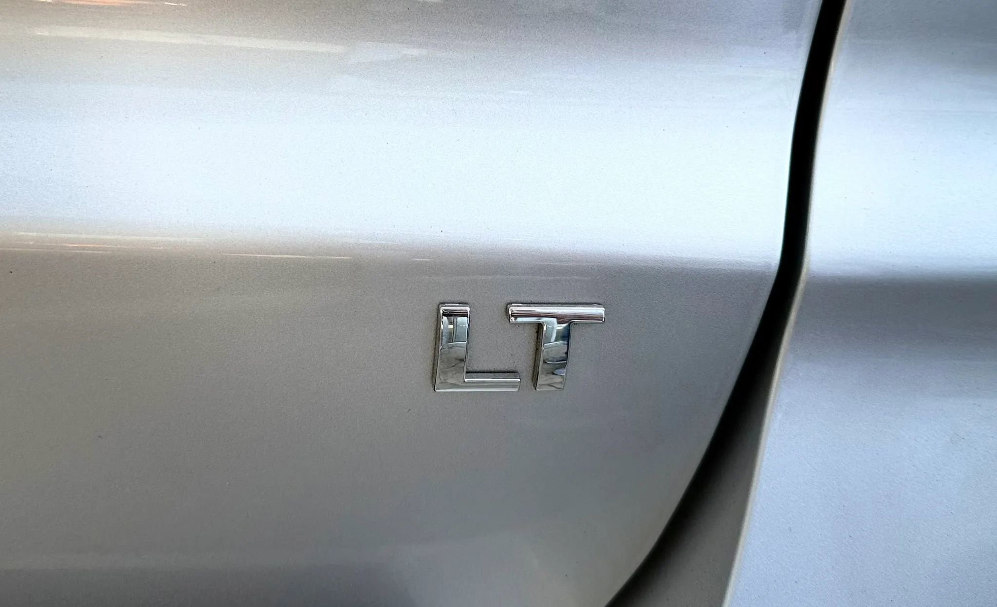 Used 2017 Chevrolet Traverse LT image 45