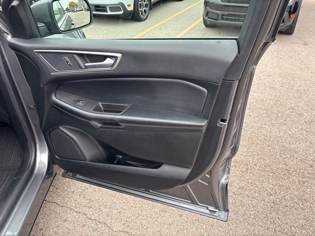 Certified 2024 Ford Edge SEL AWD/4WD image 6