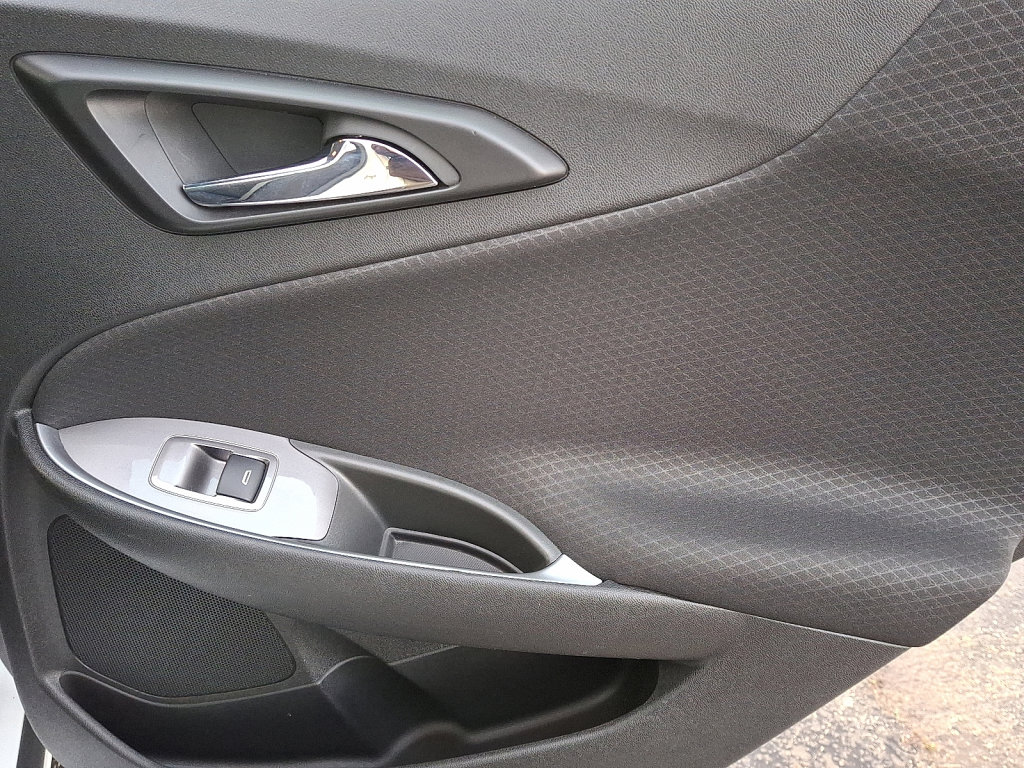 Used 2024 Chevrolet Malibu LT image 14