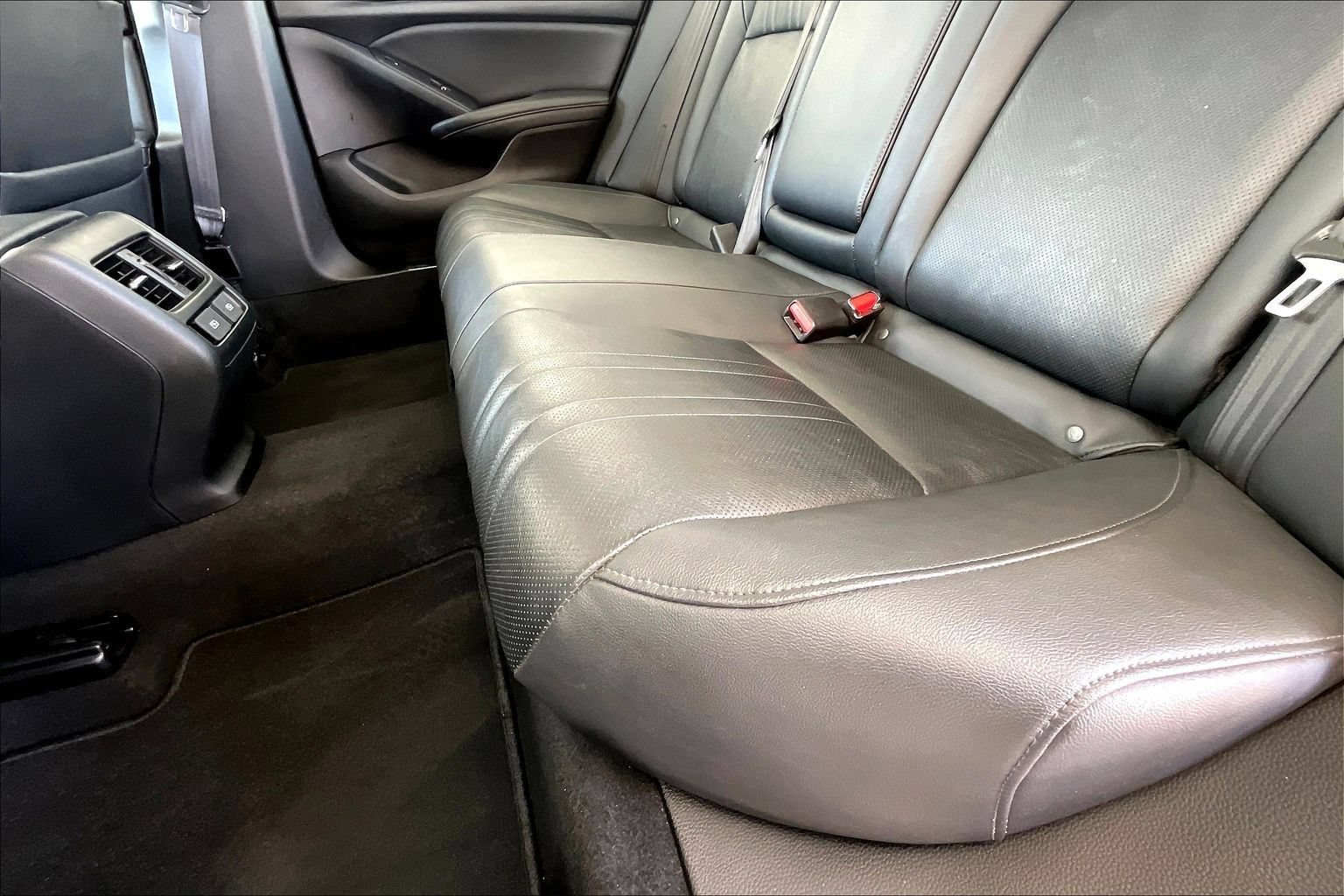 Used 2020 Honda Accord Touring image 21