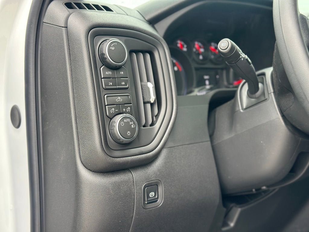 New 2026 Chevrolet Silverado 1500 W/T AWD/4WD image 20