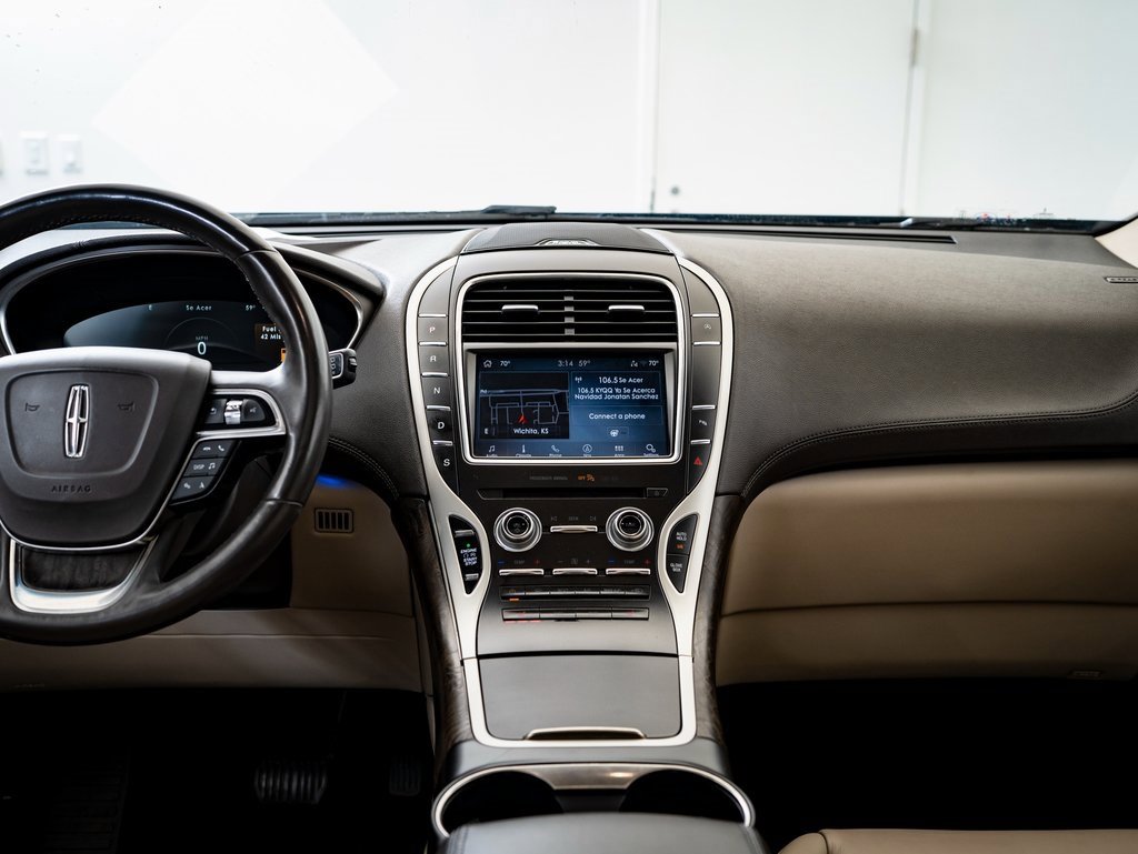 Used 2019 Lincoln Nautilus Select image 32