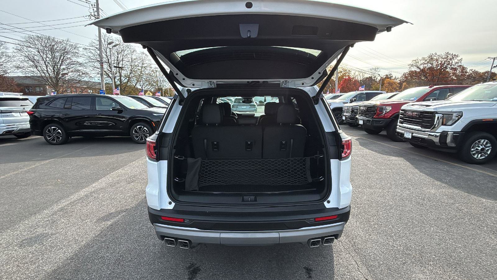 New 2026 GMC Acadia Elevation image 34