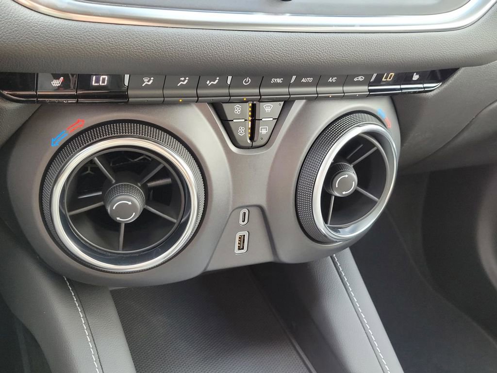 New 2026 Chevrolet Blazer LT image 19