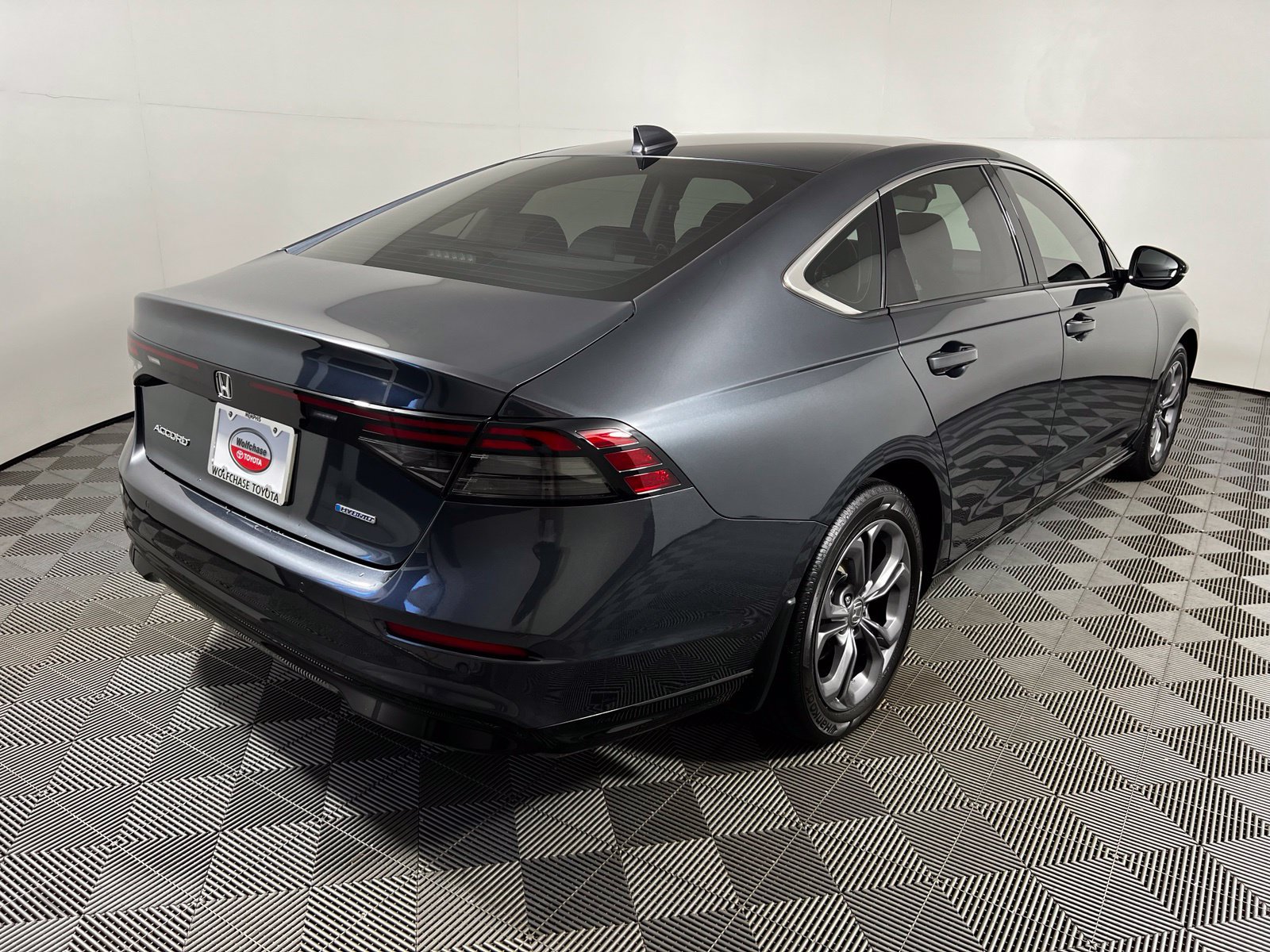 Used 2025 Honda Accord EX-L image 5