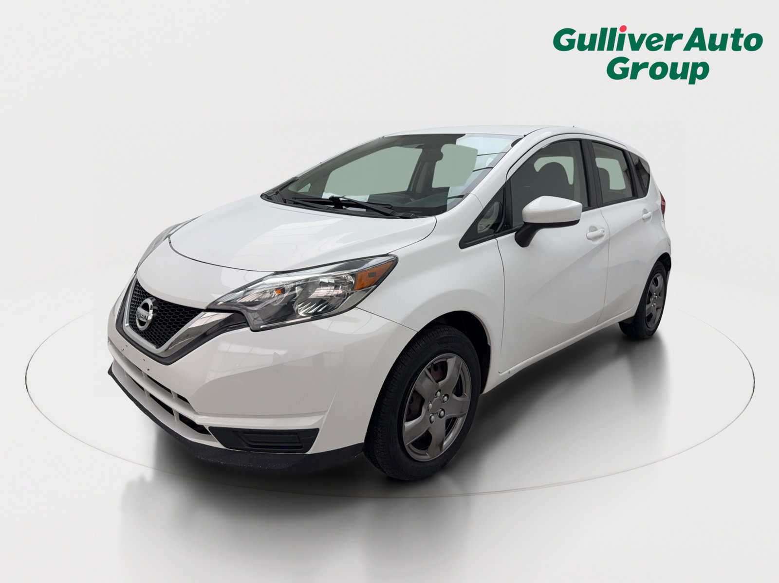 Used 2019 Nissan Versa Note SV FWD image 2