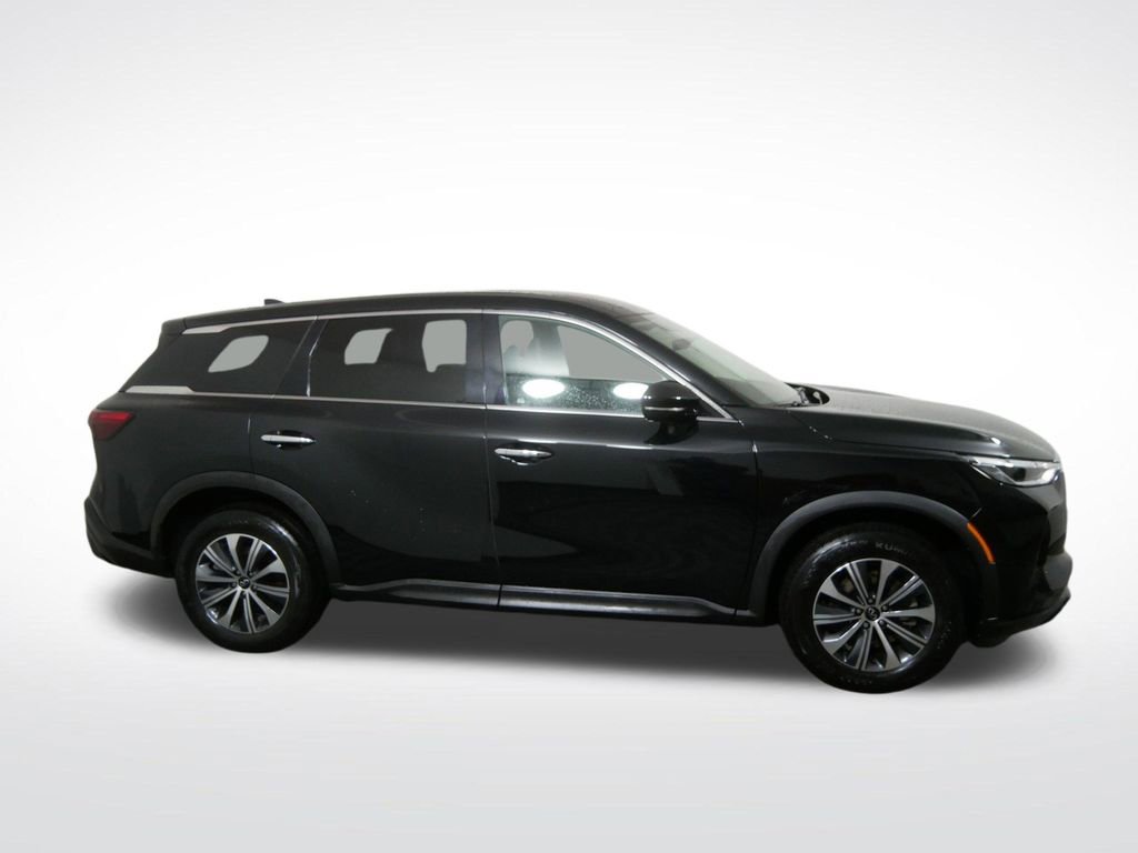 Used 2024 INFINITI QX60 Pure AWD/4WD image 2