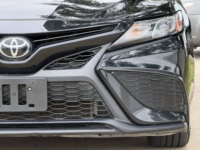 Used 2024 Toyota Camry SE FWD image 8
