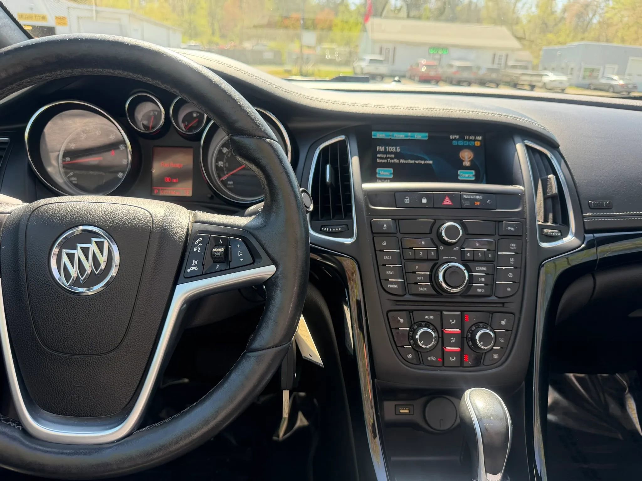 Used 2016 Buick Cascada image 29