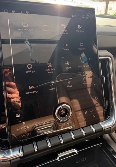 New 2026 GMC Yukon XL Denali Ultimate AWD/4WD image 12