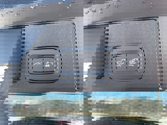 New 2026 Volvo XC60 B5 Ultra w/ Protection Package Premier image 6