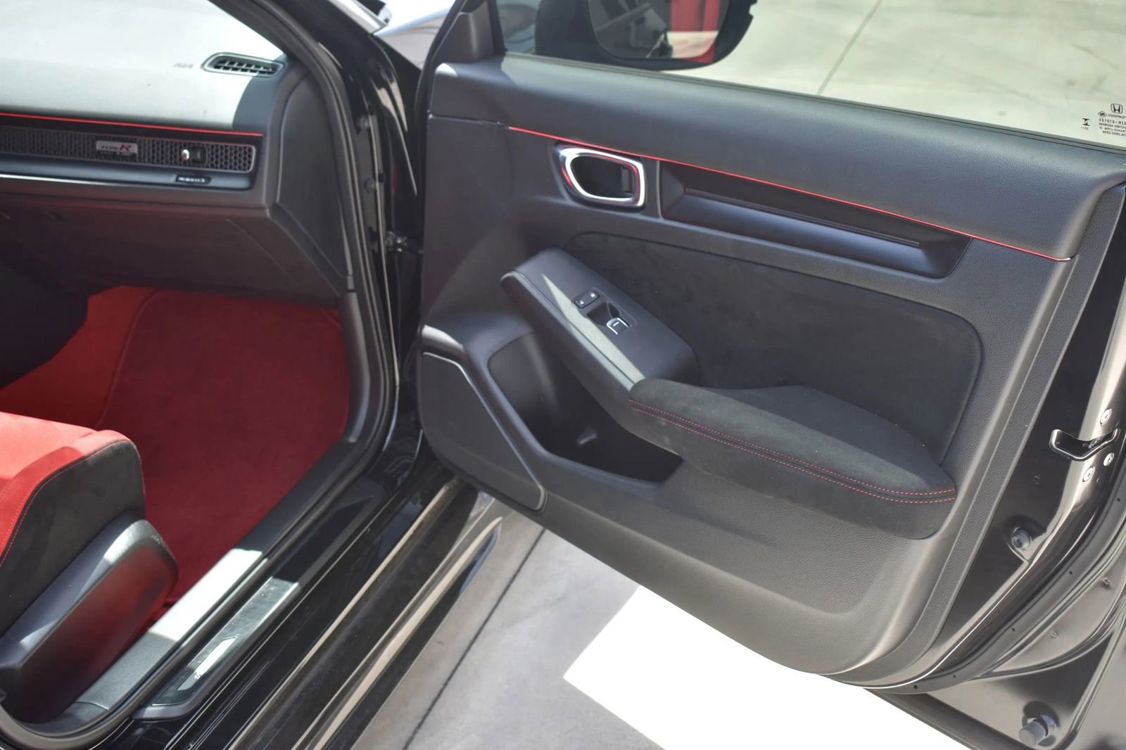 Used 2024 Honda Civic Type R image 29
