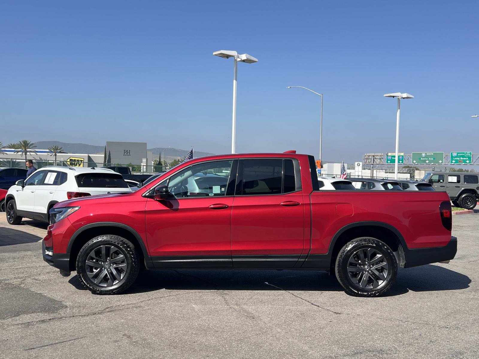 Used 2024 Honda Ridgeline Sport image 2