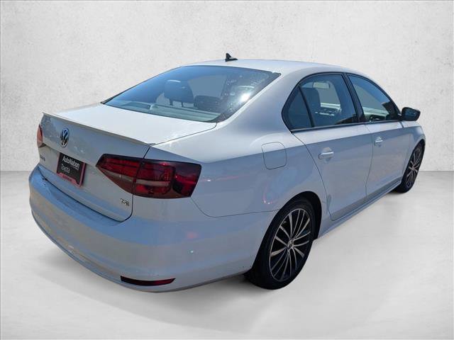 Used 2016 Volkswagen Jetta Sport FWD image 5
