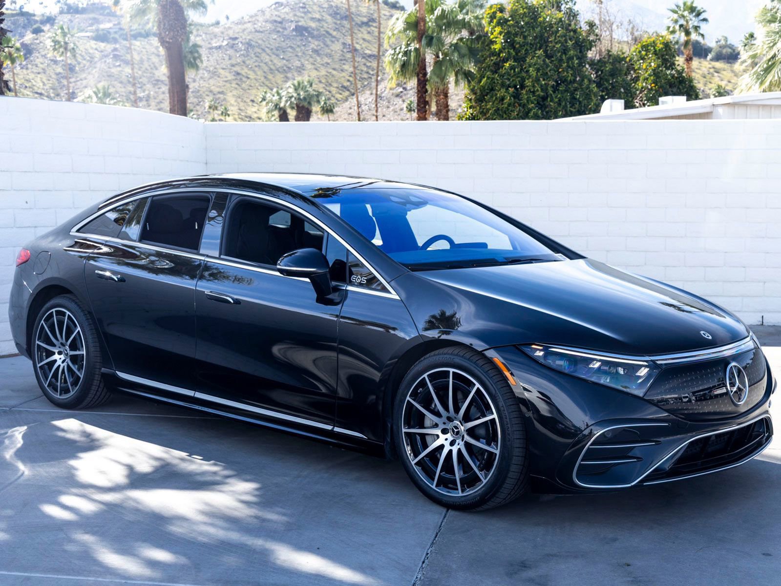 Used 2023 Mercedes-Benz EQS 450+ 4MATIC Sedan image 2