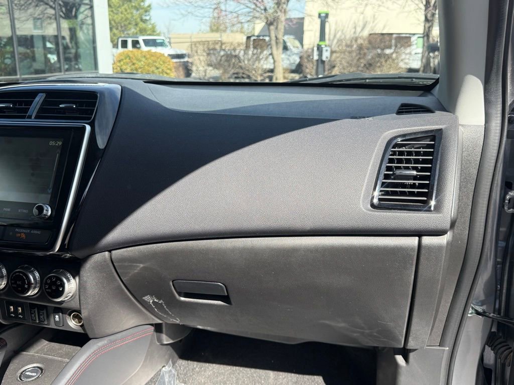 Used 2024 Mitsubishi Outlander Sport LE image 27