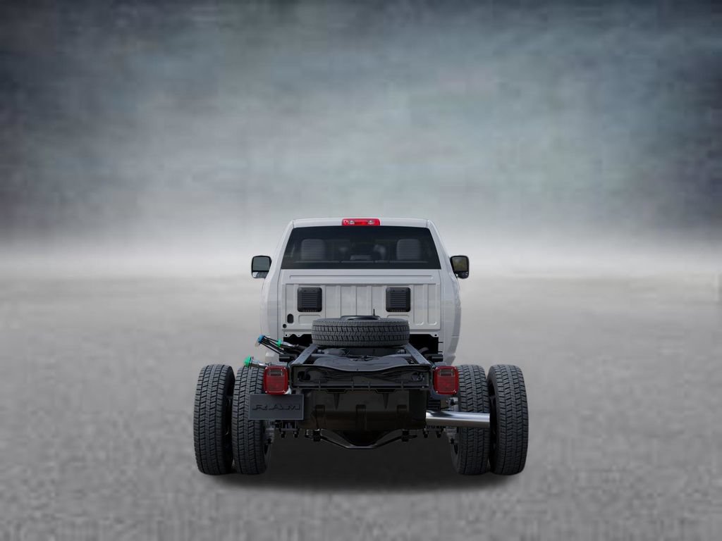 New 2026 RAM 5500 Tradesman AWD/4WD image 7