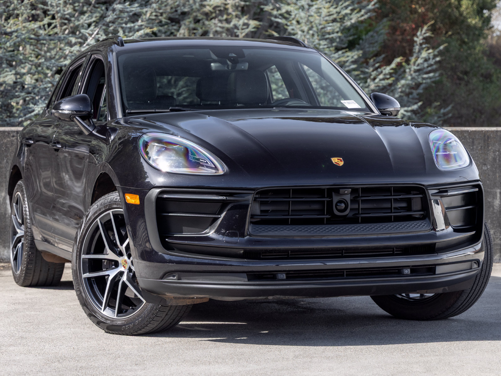 Certified 2023 Porsche Macan AWD/4WD image 6