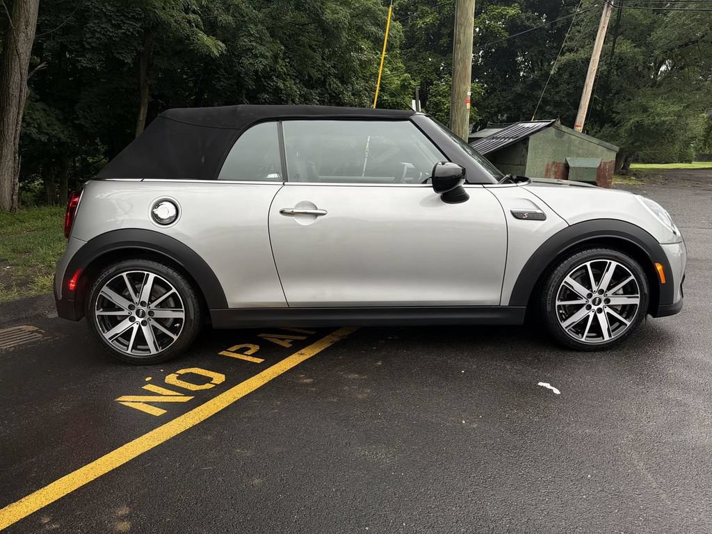 Used 2024 MINI Cooper S FWD image 9