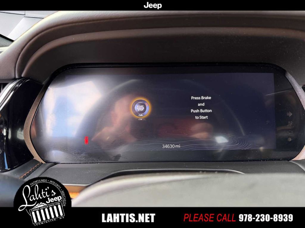 Used 2023 Jeep Grand Cherokee L Summit image 8