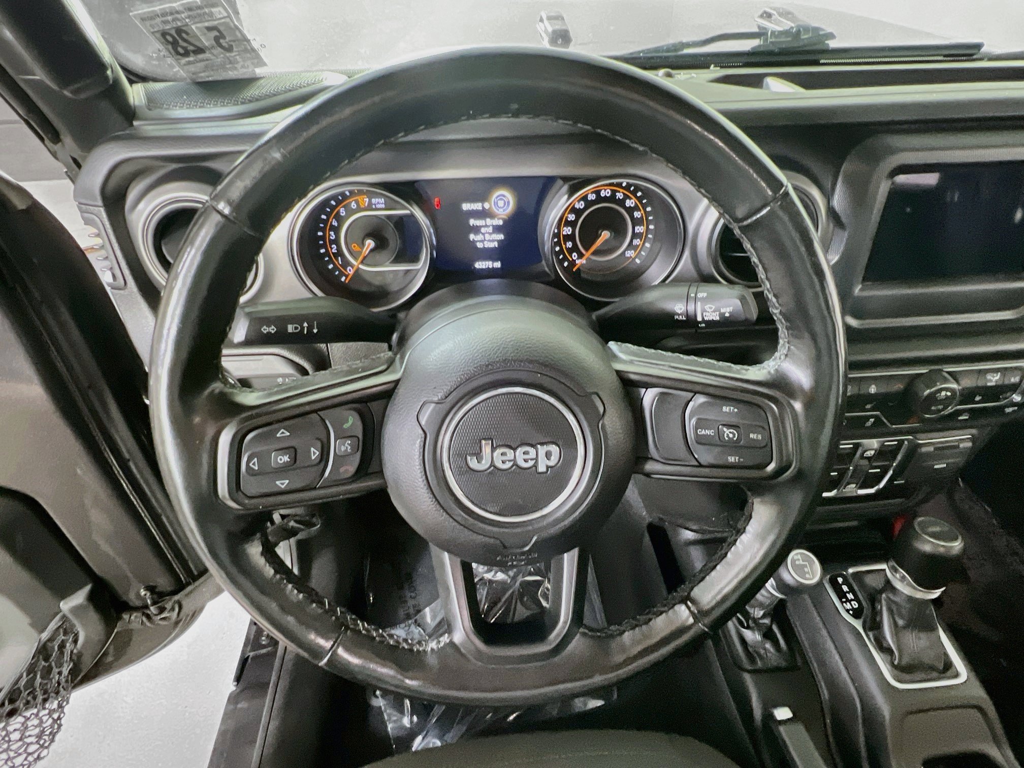 Used 2023 Jeep Gladiator Sport AWD/4WD image 11