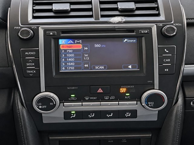 Used 2012 Toyota Camry SE FWD image 23