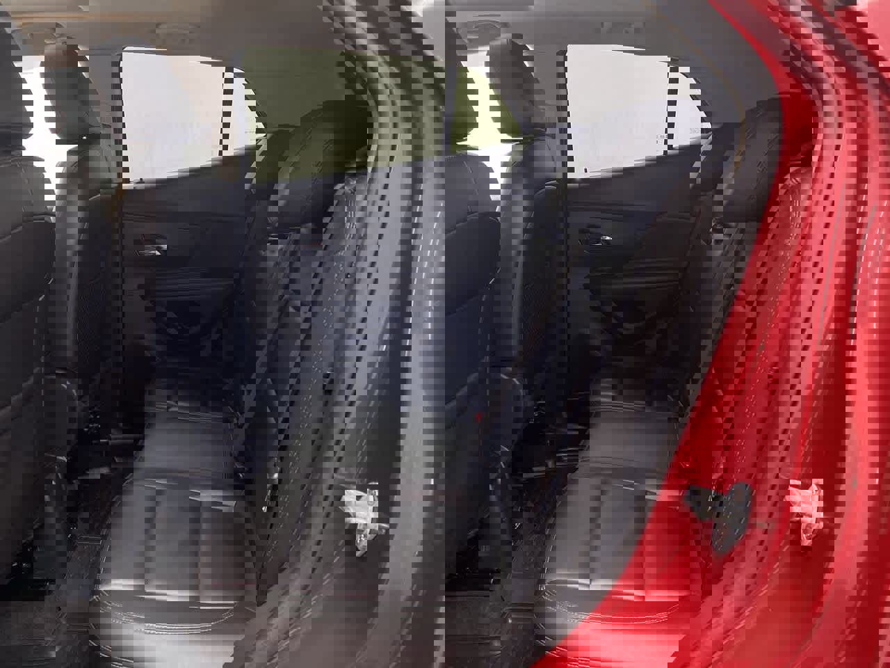 Used 2019 Buick Encore Essence image 17