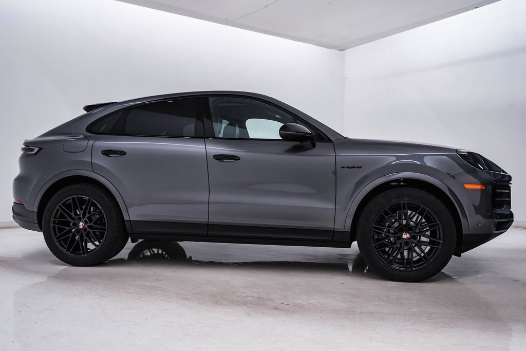 New 2026 Porsche Cayenne E-Hybrid Coupe image 9