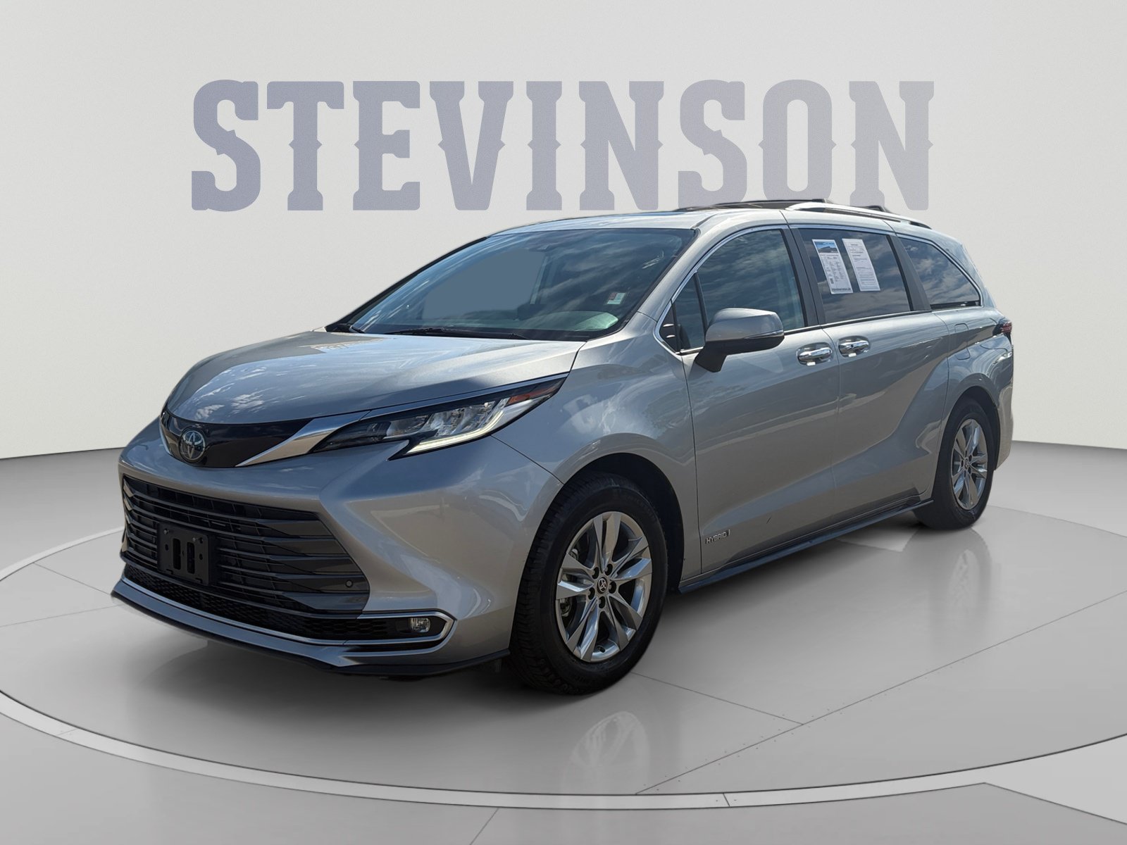 Used 2021 Toyota Sienna Limited