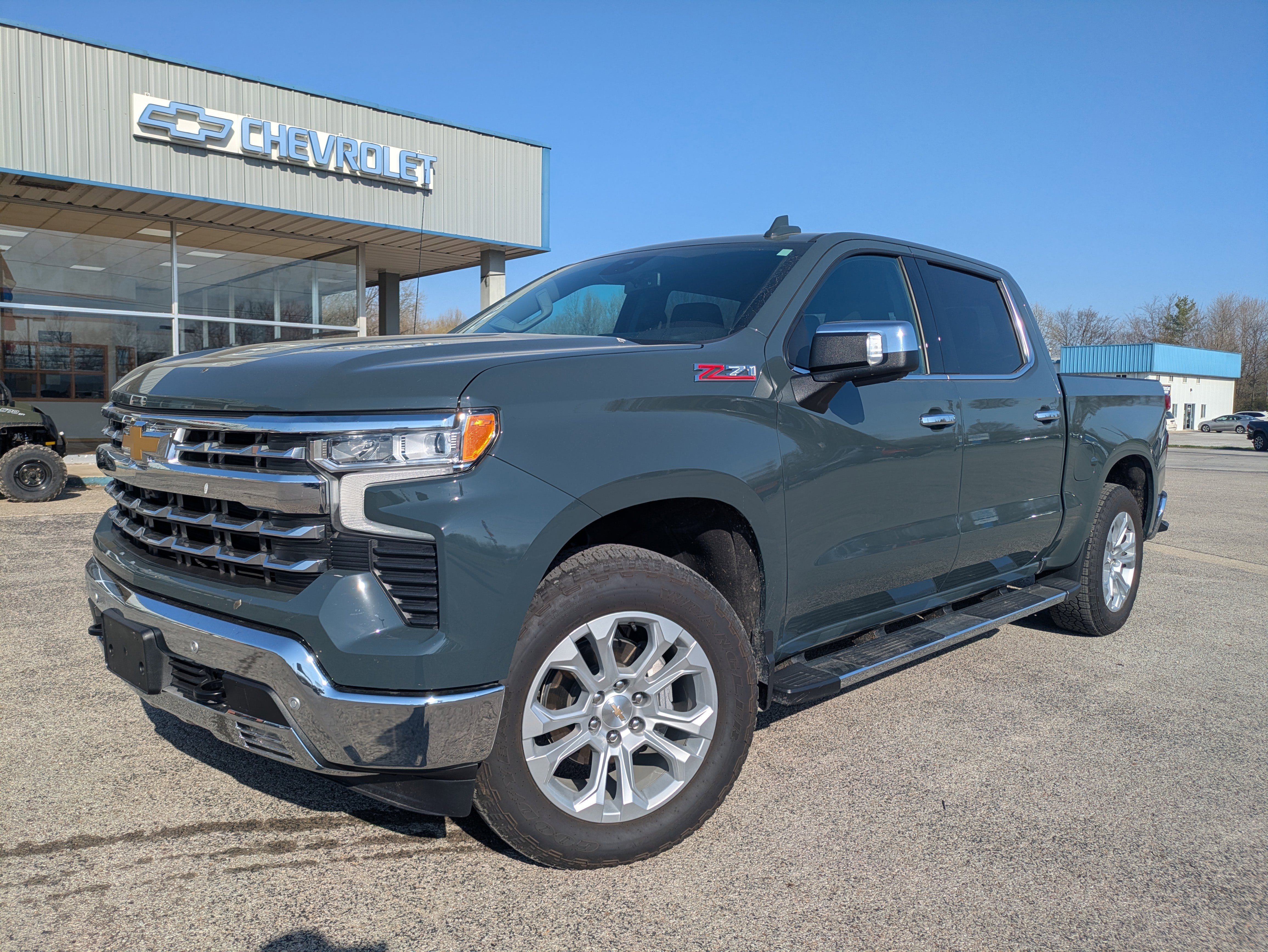 Used 2025 Chevrolet Silverado 1500 LTZ AWD/4WD image 1