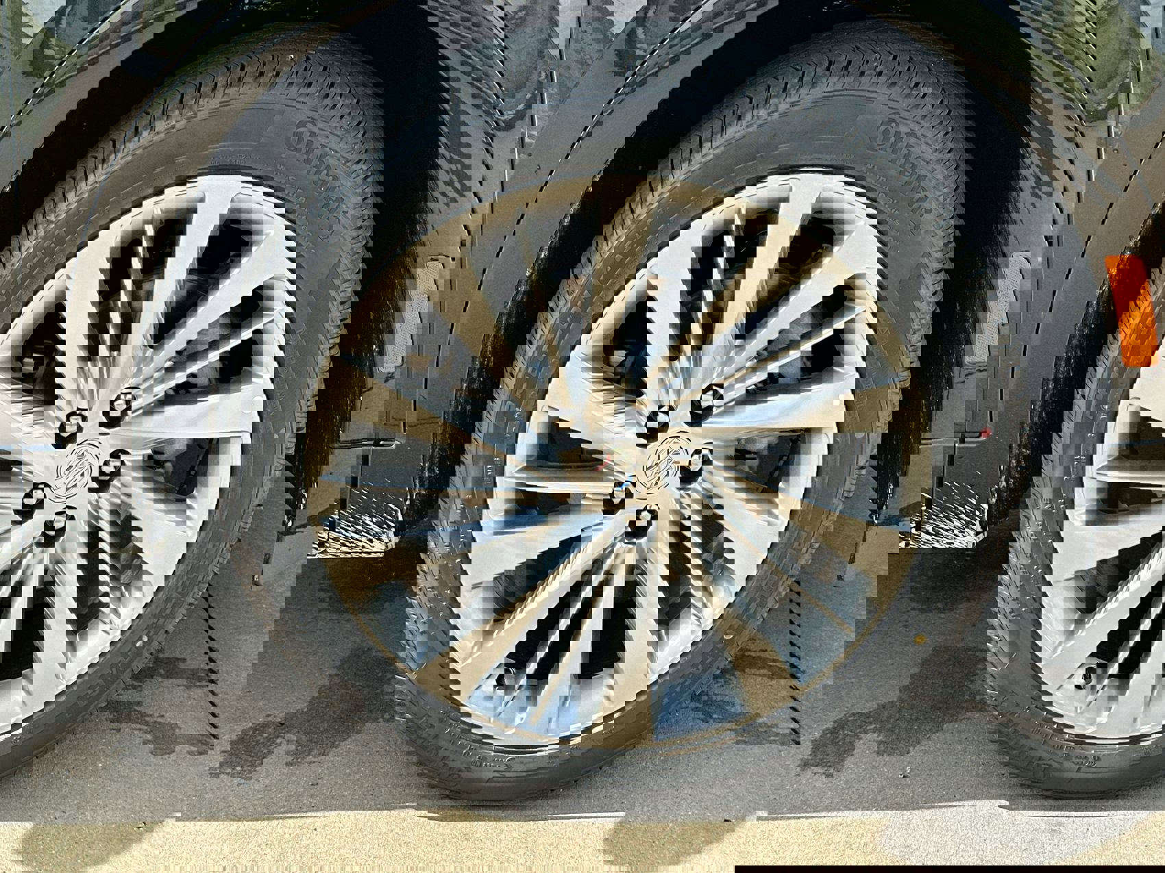 New 2025 Buick Envision Avenir image 10