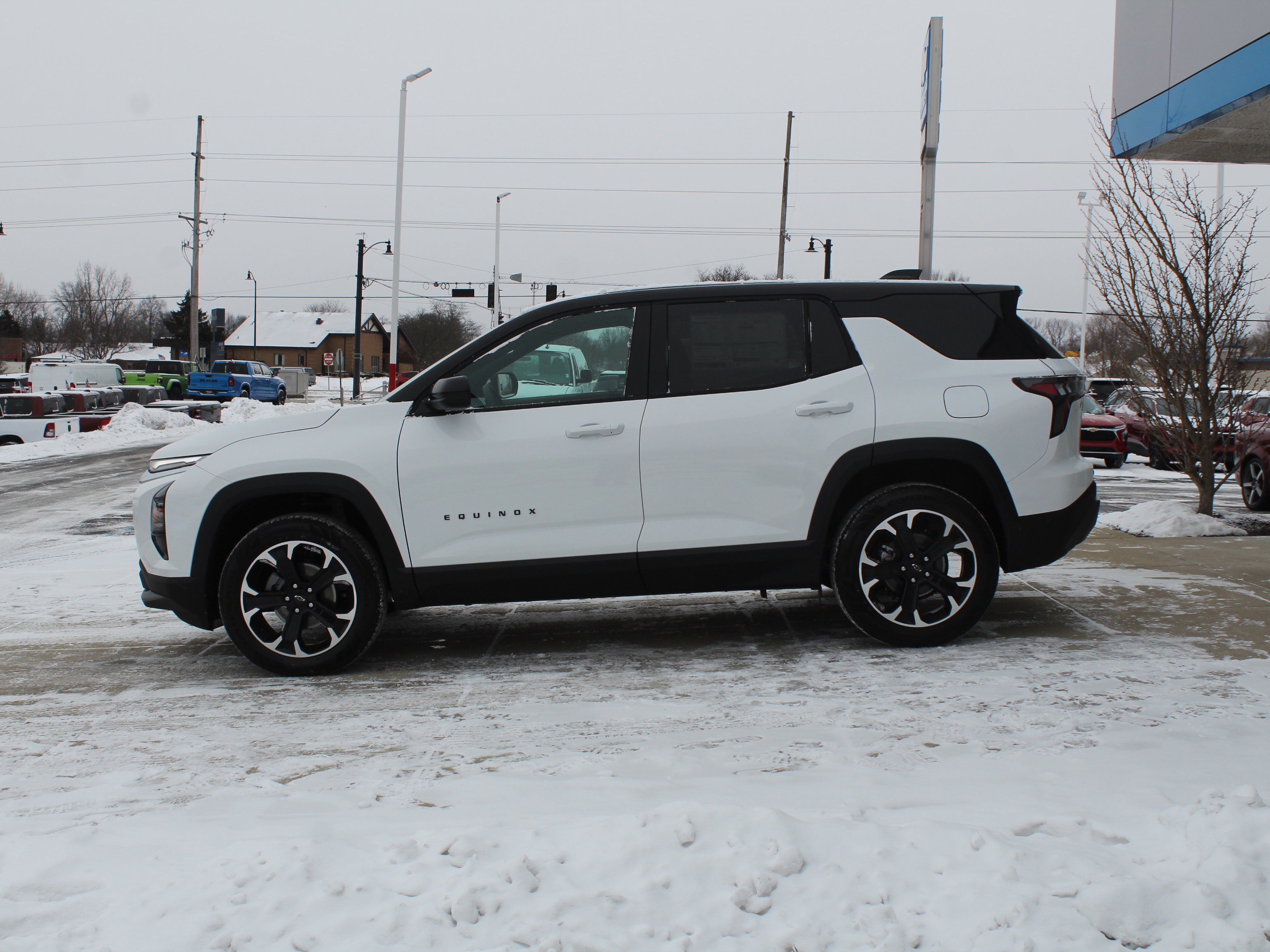 New 2026 Chevrolet Equinox LT image 6