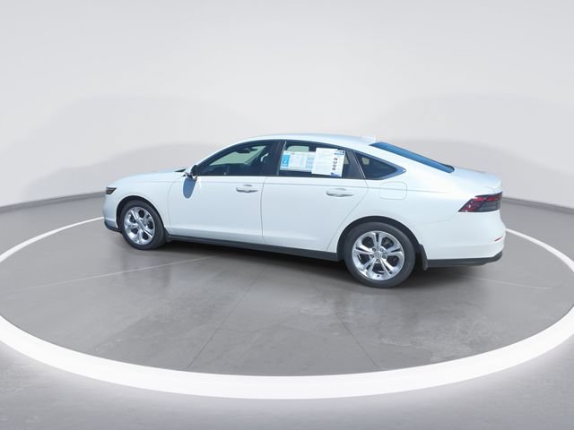 Used 2025 Honda Accord LX image 5