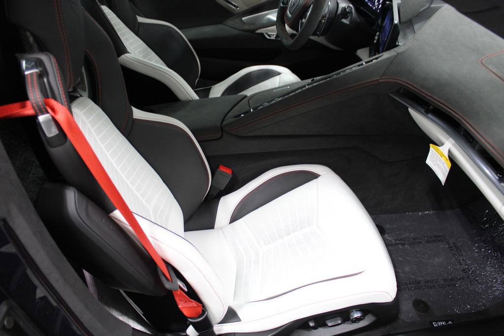 Used 2023 Chevrolet Corvette Stingray Premium Conv RWD image 18