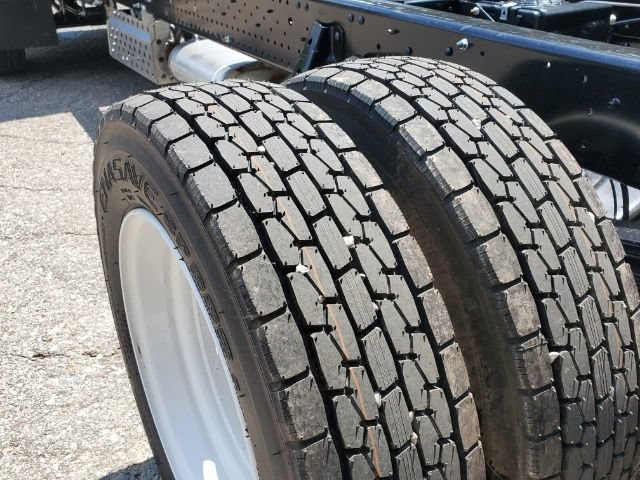 New 2025 Chevrolet Low Cab Forward RWD image 5